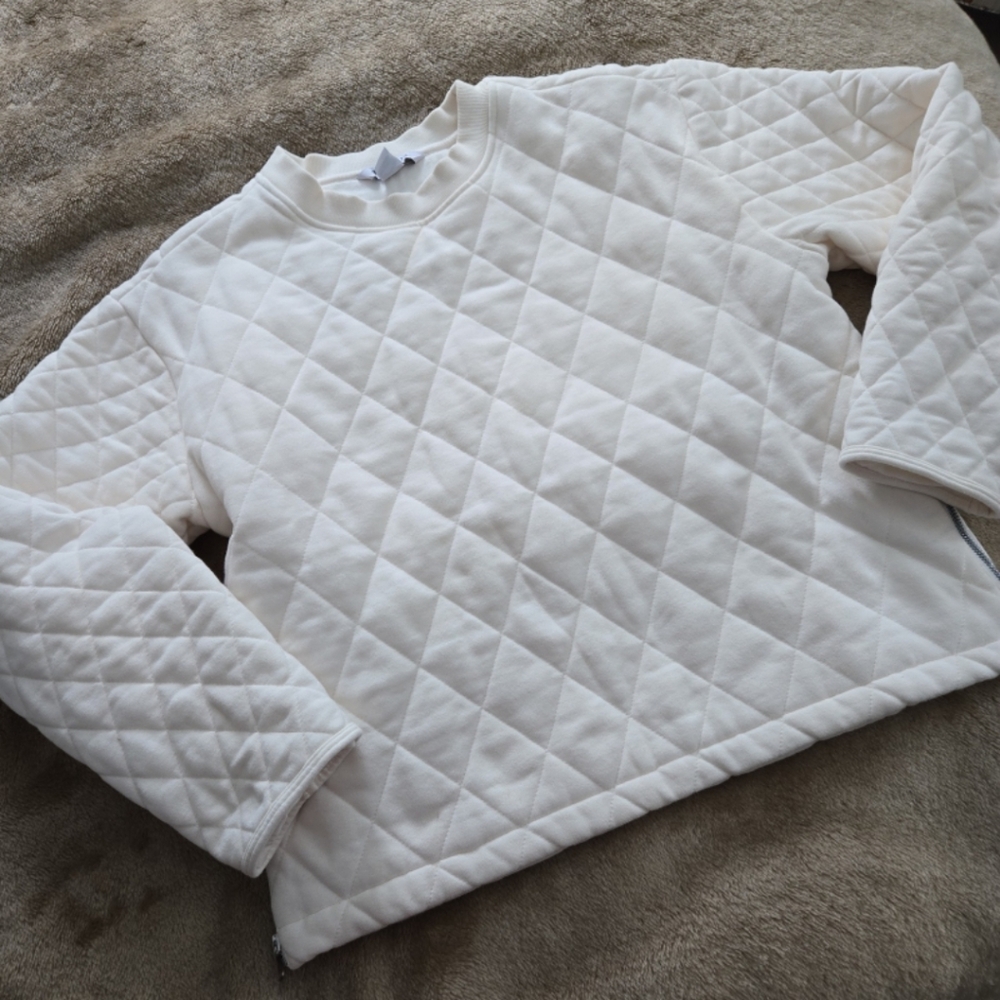 Athleta Cream Quilted Crewneck Pullover M